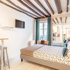 Appartement Ternes Cozy, Paris