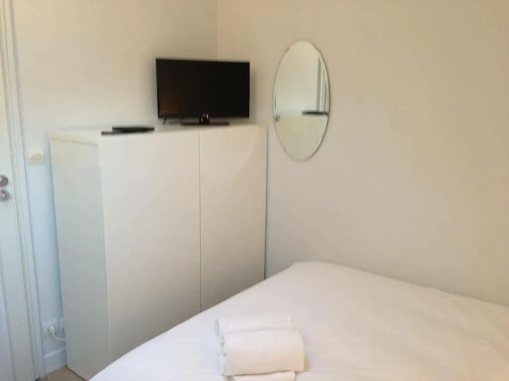 My Address In Paris - Place Des Victoires Apartment 0*,  France